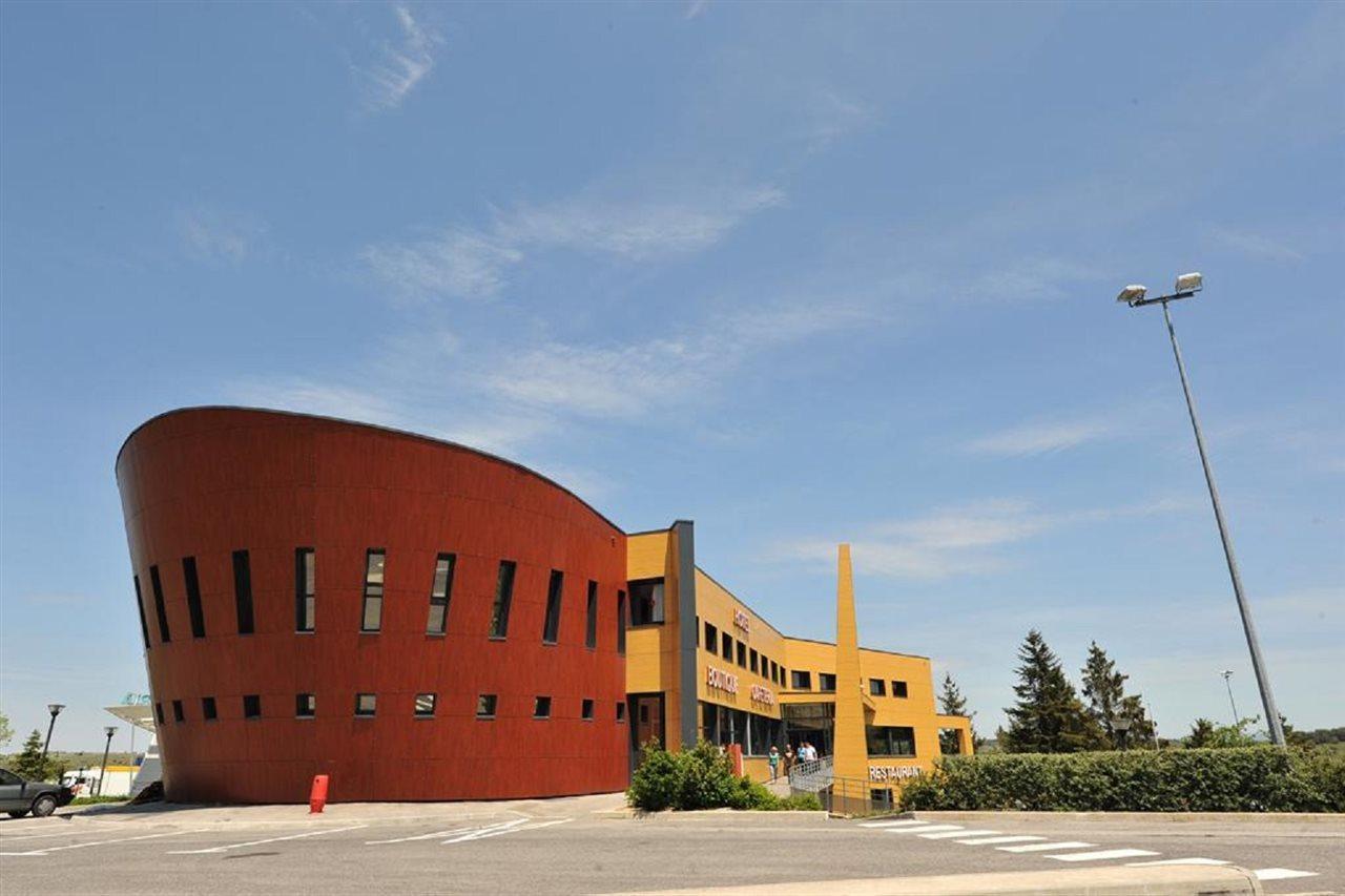 The Originals Access, Hotel Millau Sud LʼHospitalet-du-Larzac Exterior foto